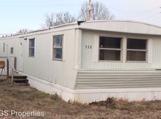 528 E Johnson St, Newbern, TN 38059