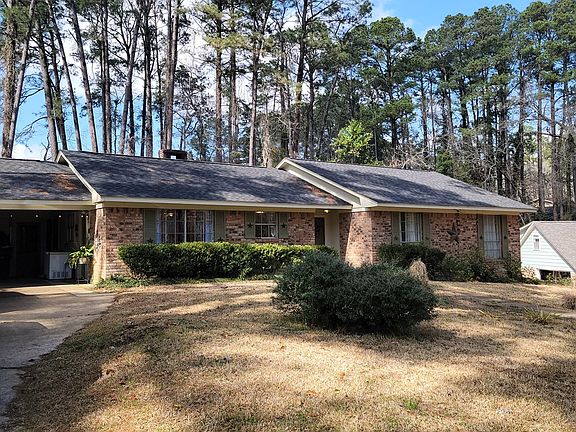 3rd image of 2109 Creekview Bnd