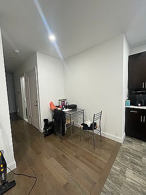 4th image of 30-11 32nd St #2
