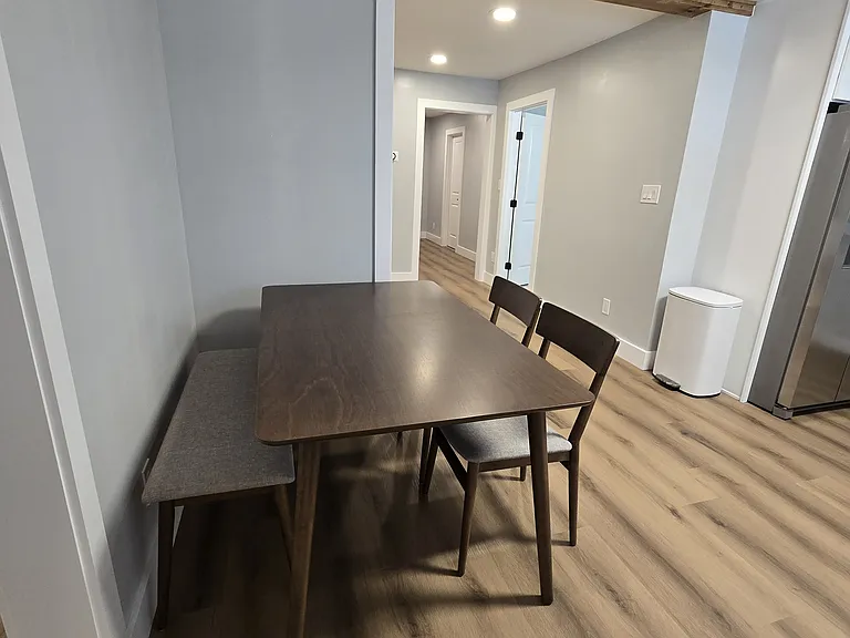 Cedar Dr — Photo 16