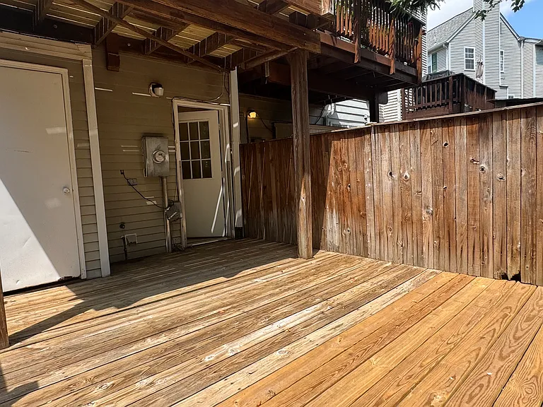 4037 Summer Hollow Ct — Photo 21