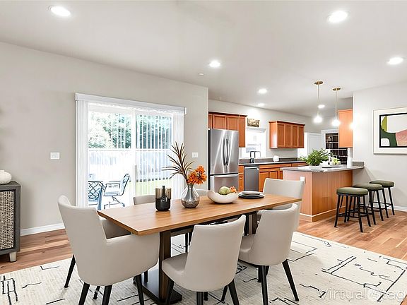 4th image of 13914 SE 136th Pl