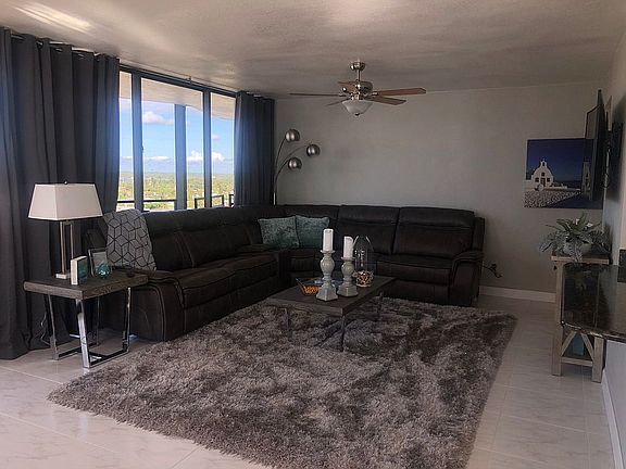 4th image of 2828 N Atlantic Ave APT 906