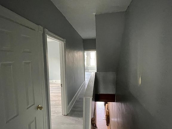 4th image of 312 W Grange Ave Floor 2