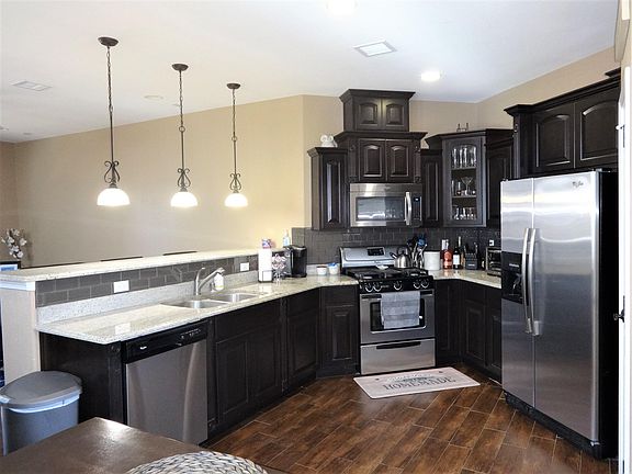 3rd image of 12713 Cozy Cove Ave