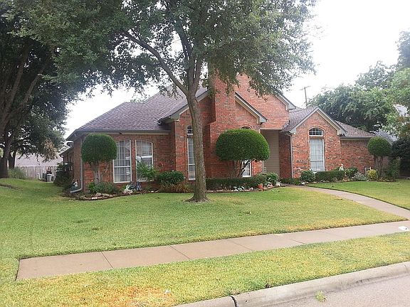2nd image of 604 Parkhaven Dr