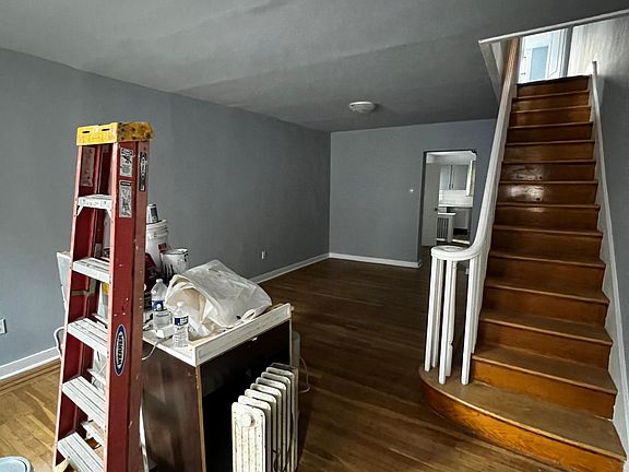 2nd image of 2030 S Darien St