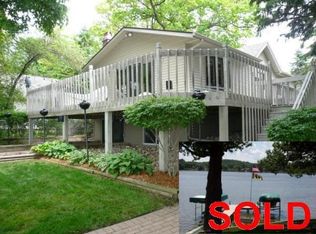 5918 N River Bay Rd, Waterford, WI 53185