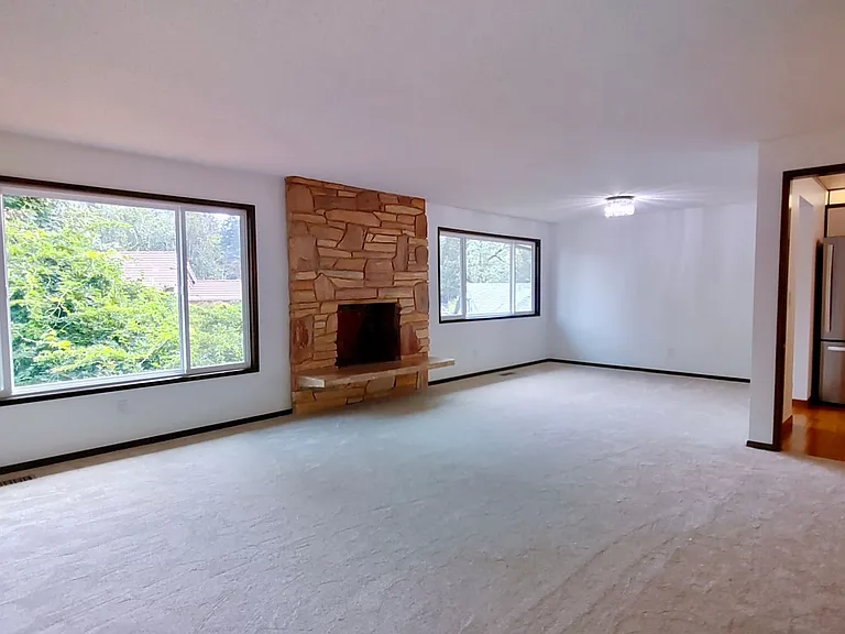 4470 Lakeview Blvd — Photo 10
