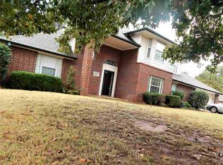 1604 Foxcroft, Enid, OK 73703