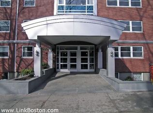 1600 Beacon St #PENTHOUSE 1, Brookline, MA 02446