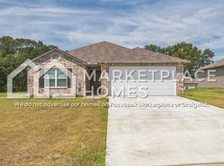 33 Doe Run Dr, Ward, AR 72176