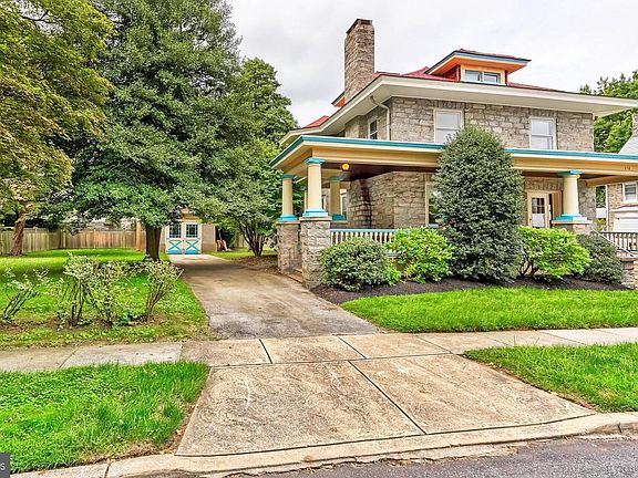 2nd image of 458 Harper Ave