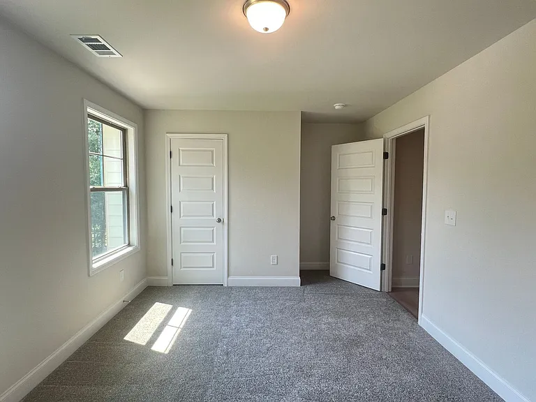 176 Country World Dr — Photo 30
