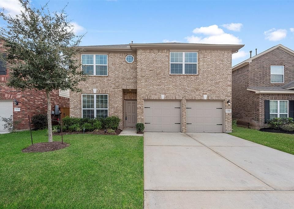 Welcome to your beautiful and spacious home in the Balmoral neighborhood of Etteridge.