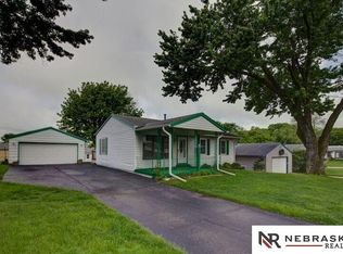 7650 S 41st St, Bellevue, NE 68147