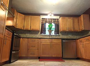 11 Progress Ave, Dudley, MA 01571