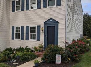 405 Robin Hill Cir, York, PA 17404