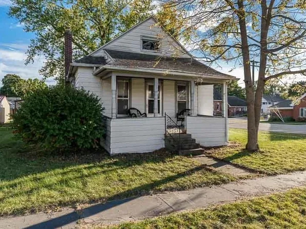 136 W Main St, Stillman Valley, IL 61084