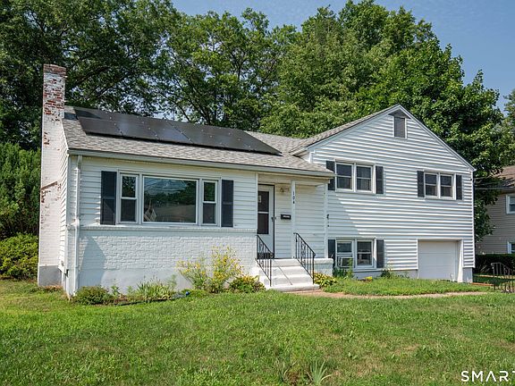 2nd image of 104 Hilldale Road