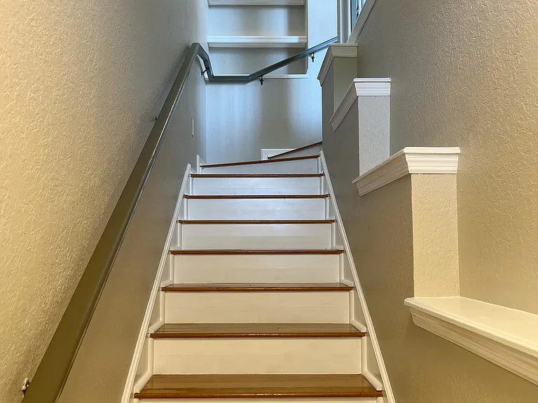 713 Cruise View Dr — Photo 3