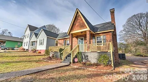 3224 Rogers St Photo 1