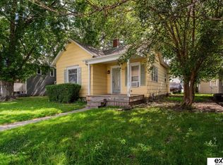 412 N Nebraska Ave, York, NE 68467