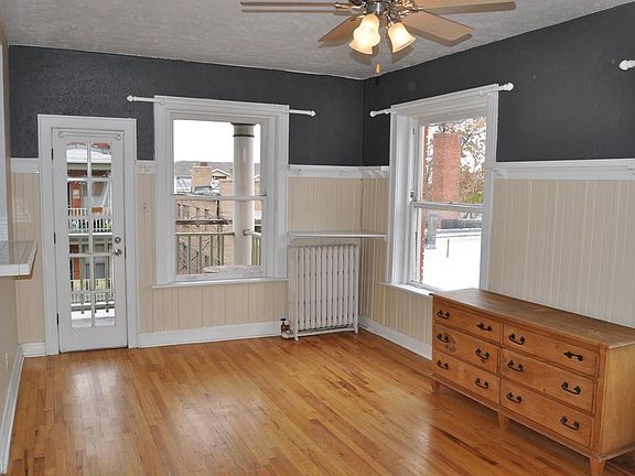 2nd image of 1356 N Pearl St APT 311