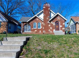 7342 Walnut St, Kansas City, MO 64114