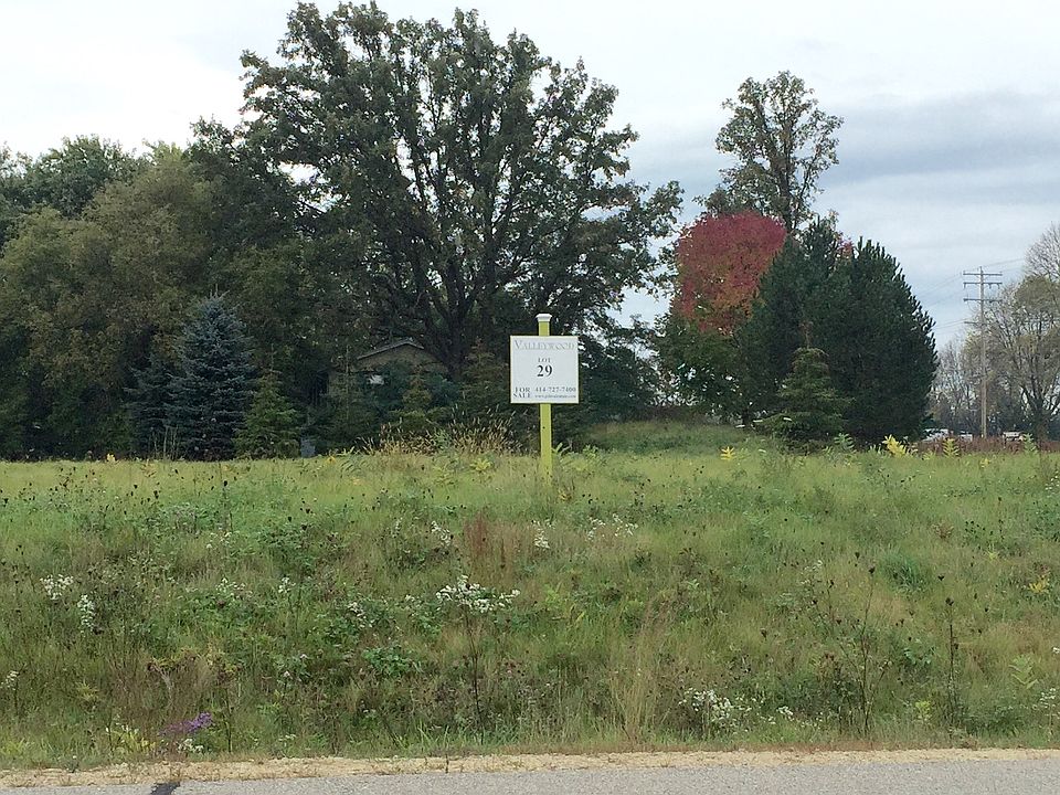 1st image of Woodland Dr #29