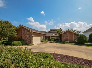 3302 Bluffview Dr, Garland, TX 75043