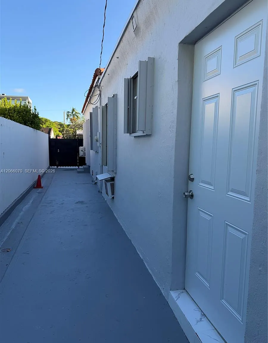 Shenandoah Manor Sec B — Photo 3