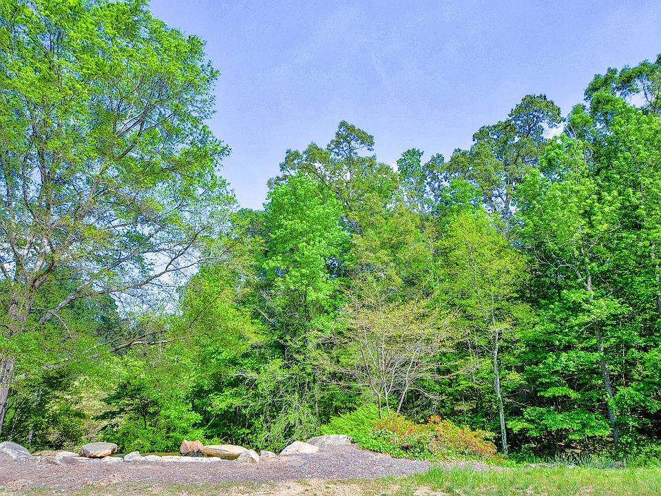 2nd image of 4515 Fox Brook Ln