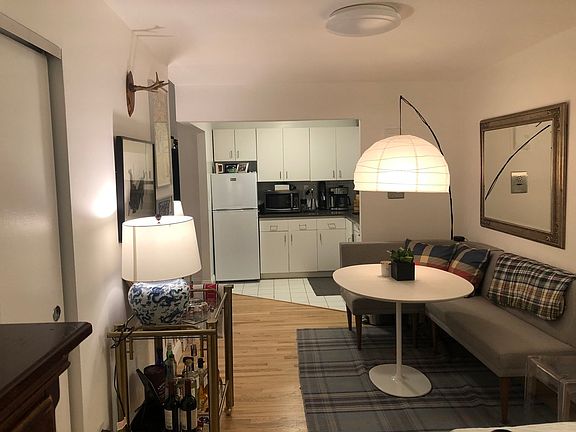 4th image of 160 W 16th St APT 2M
