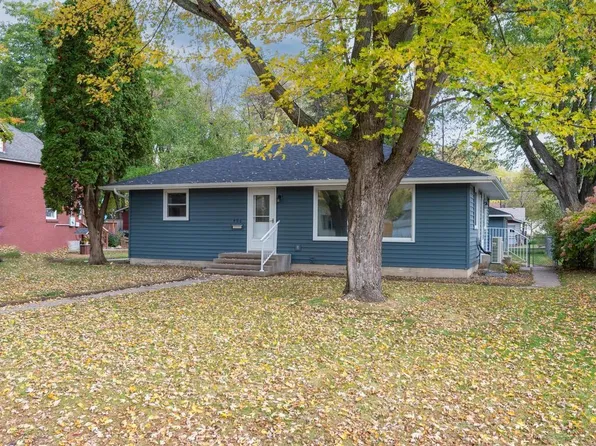 406 6th Ave S, Princeton, MN 55371