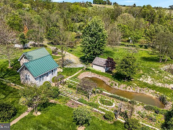 5th image of 844 Opossum Lake Rd