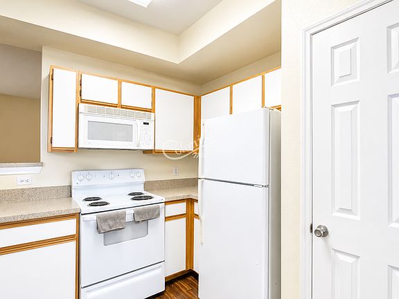 5th image of 2320 Gracy Farms Ln APT 432
