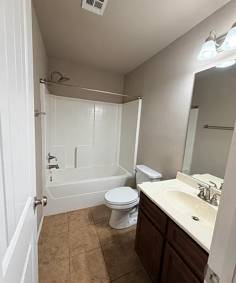 2nd Bathroom