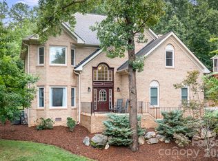 7048 Mariners Ct, Tega Cay, SC 29708