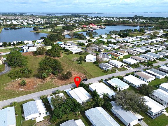2nd image of 631 Royal Tern Dr