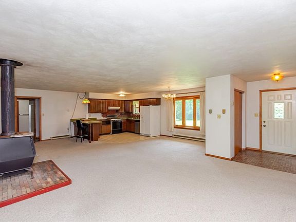 5th image of 5582 Ozias Rd