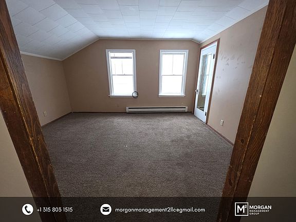 4th image of 20 E Van Buren St