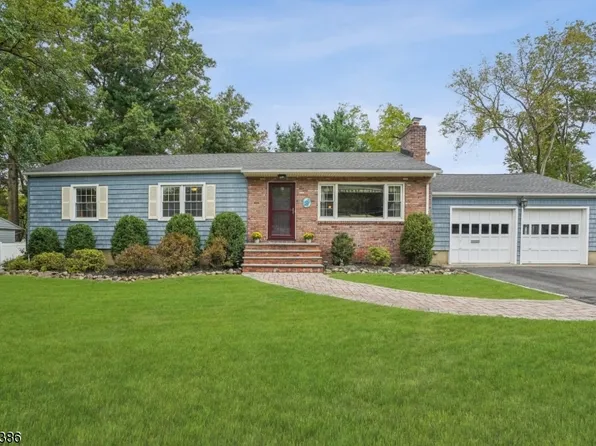 9 Brentford St, Parsippany-Troy Hills Twp., NJ 07950