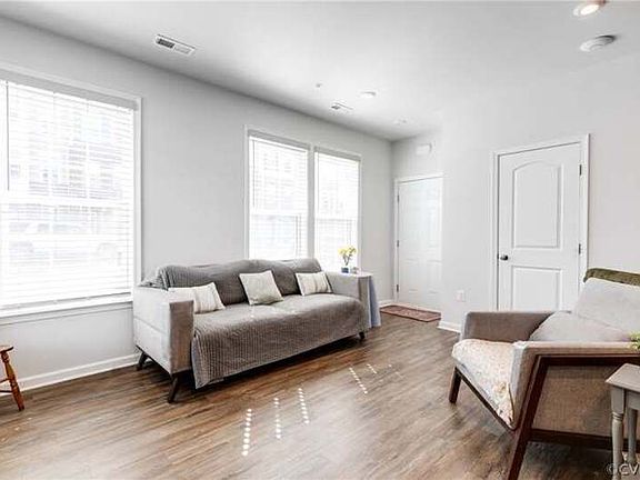 4th image of 4642 Wistar Creek Dr Unit A