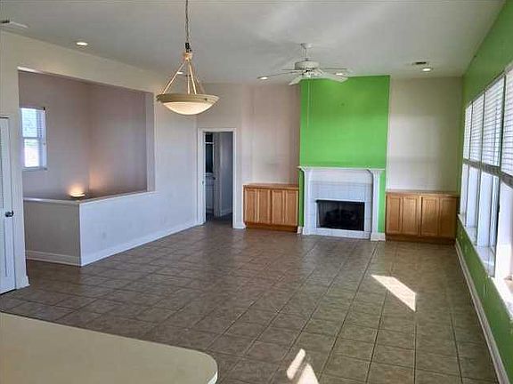 3rd image of 916 E Gulf Beach Dr
