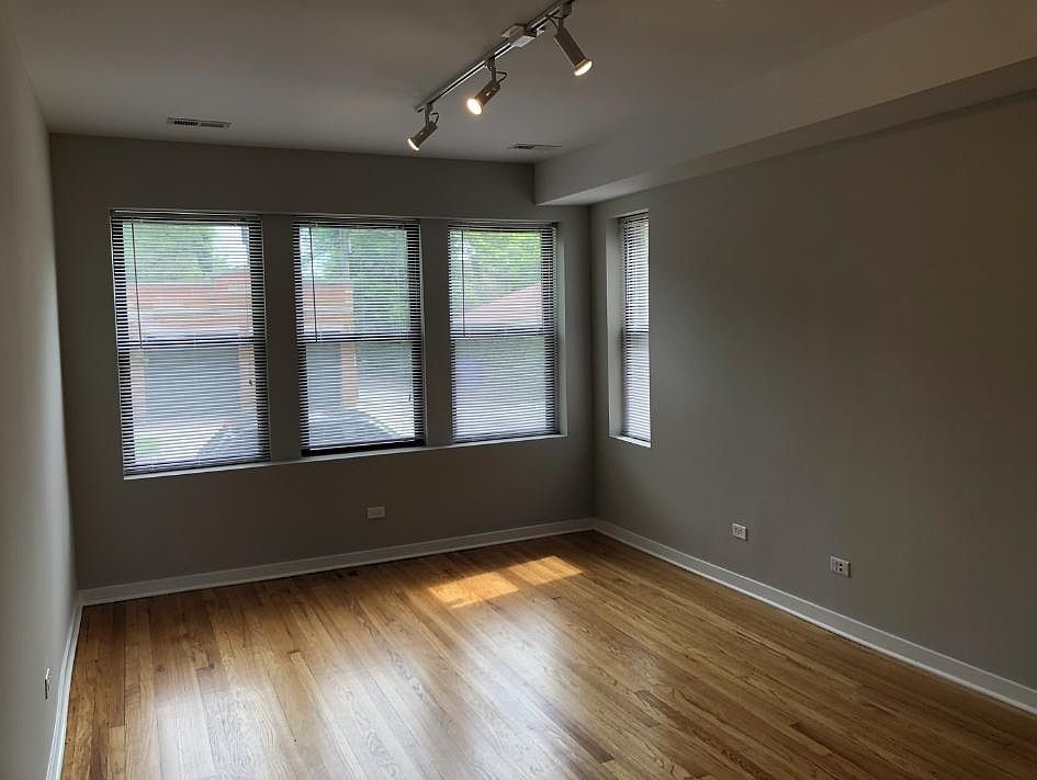 1st image of 2442 W North Shore Ave #2