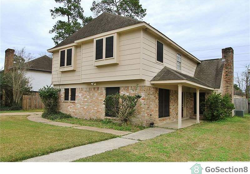 1st image of 19518 Merrillwood Dr