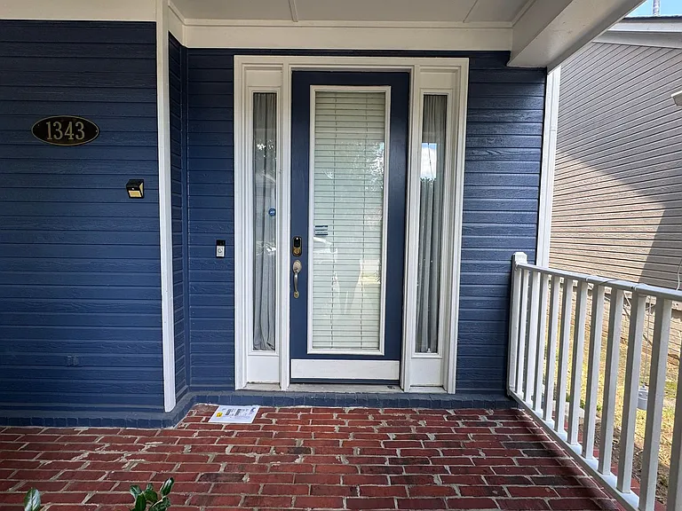 1343 Island Pl E — Photo 1