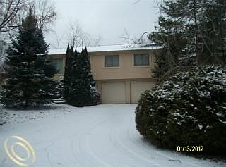 2nd image of 2330 Island View Dr