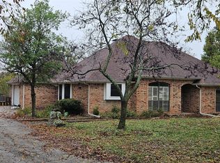 621 New Hope Rd E, McKinney, TX 75071